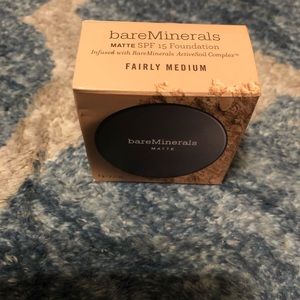 NIB bareminerals fairly medium matte foundation Full Size